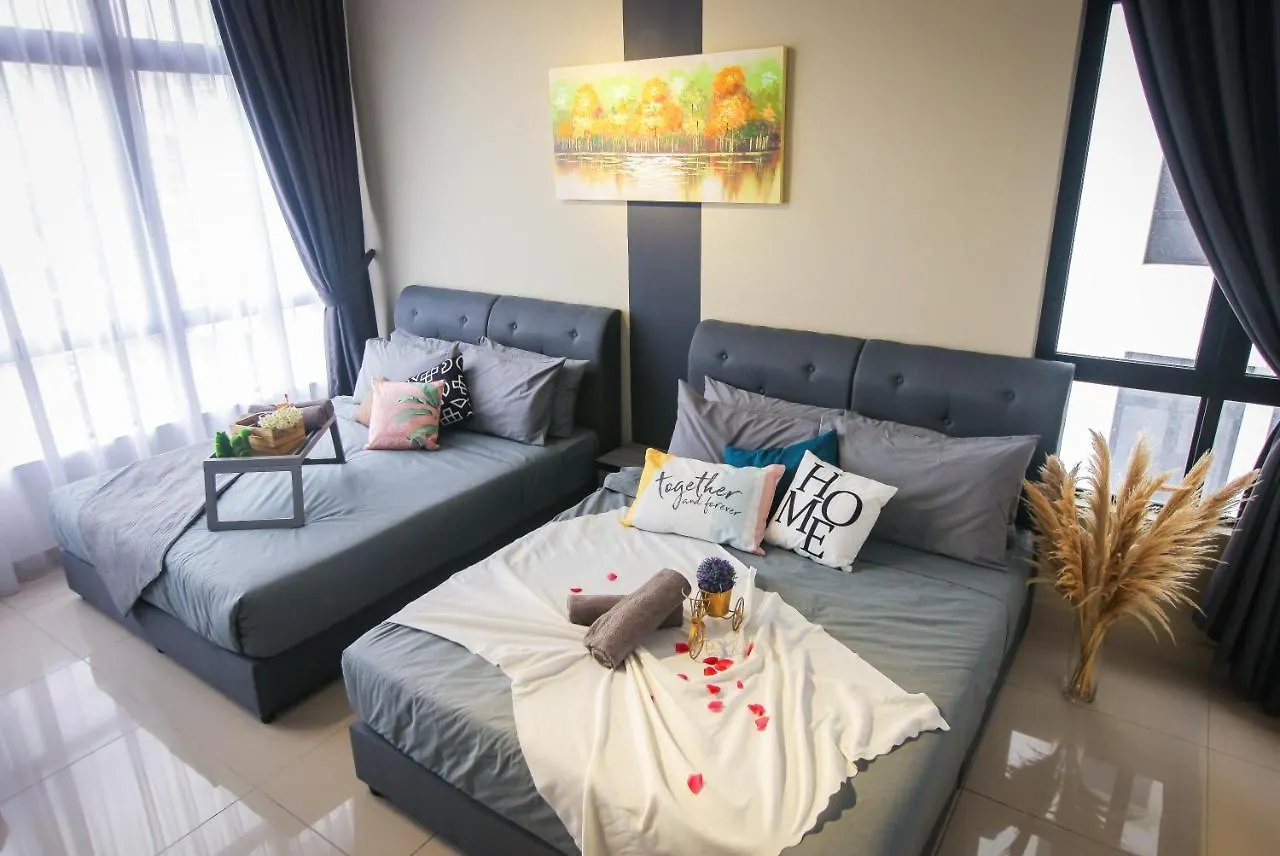 Twin Tower Residence By The One - 10M Walk To Jb Custom & Ciq Johor Bahru Apartment