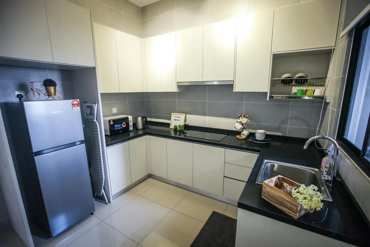 Twin Tower Residence By The One - 10M Walk To Jb Custom & Ciq Johor Bahru Apartment